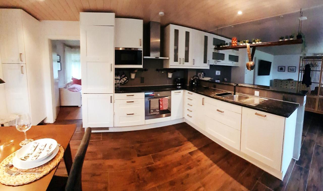 Adventure Guesthouse Interlaken Unterseen Екстериор снимка