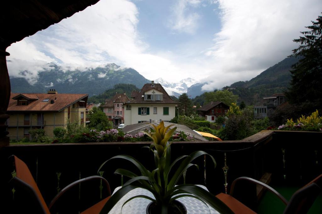 Adventure Guesthouse Interlaken Unterseen Стая снимка