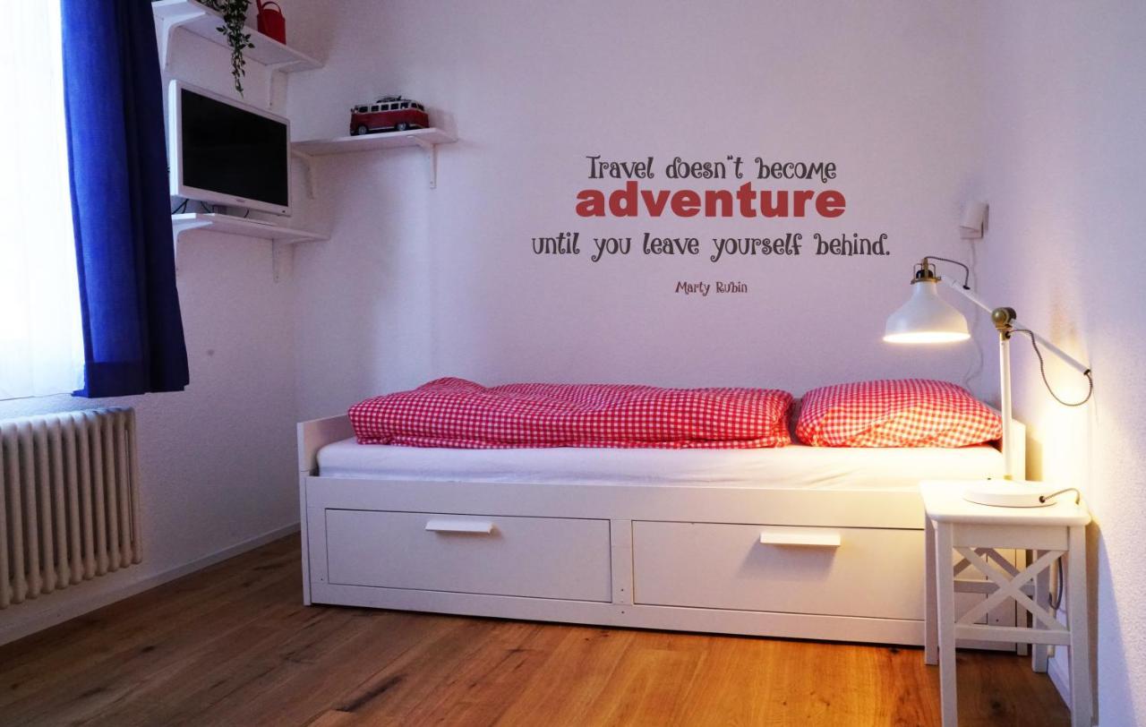 Adventure Guesthouse Interlaken Unterseen Екстериор снимка