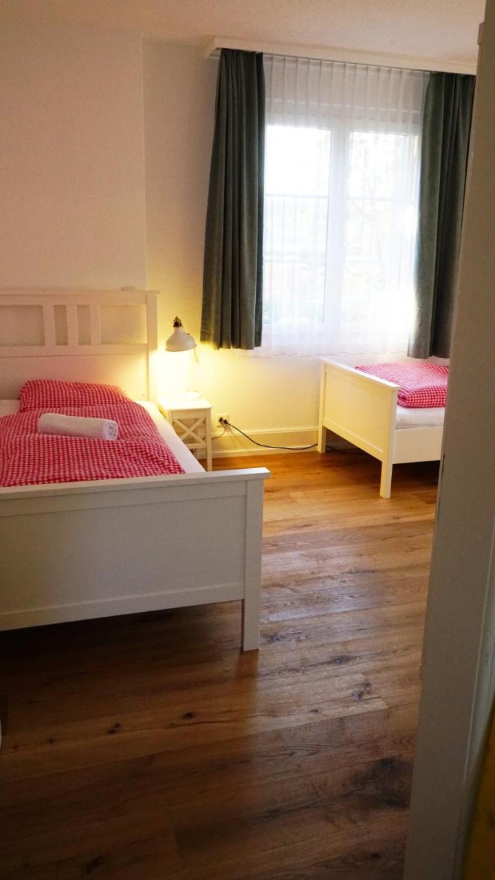 Adventure Guesthouse Interlaken Unterseen Екстериор снимка