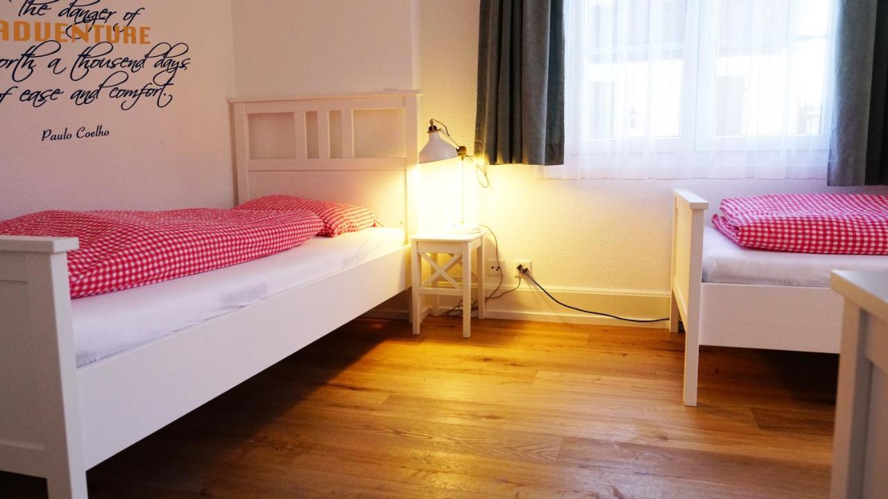 Adventure Guesthouse Interlaken Unterseen Екстериор снимка