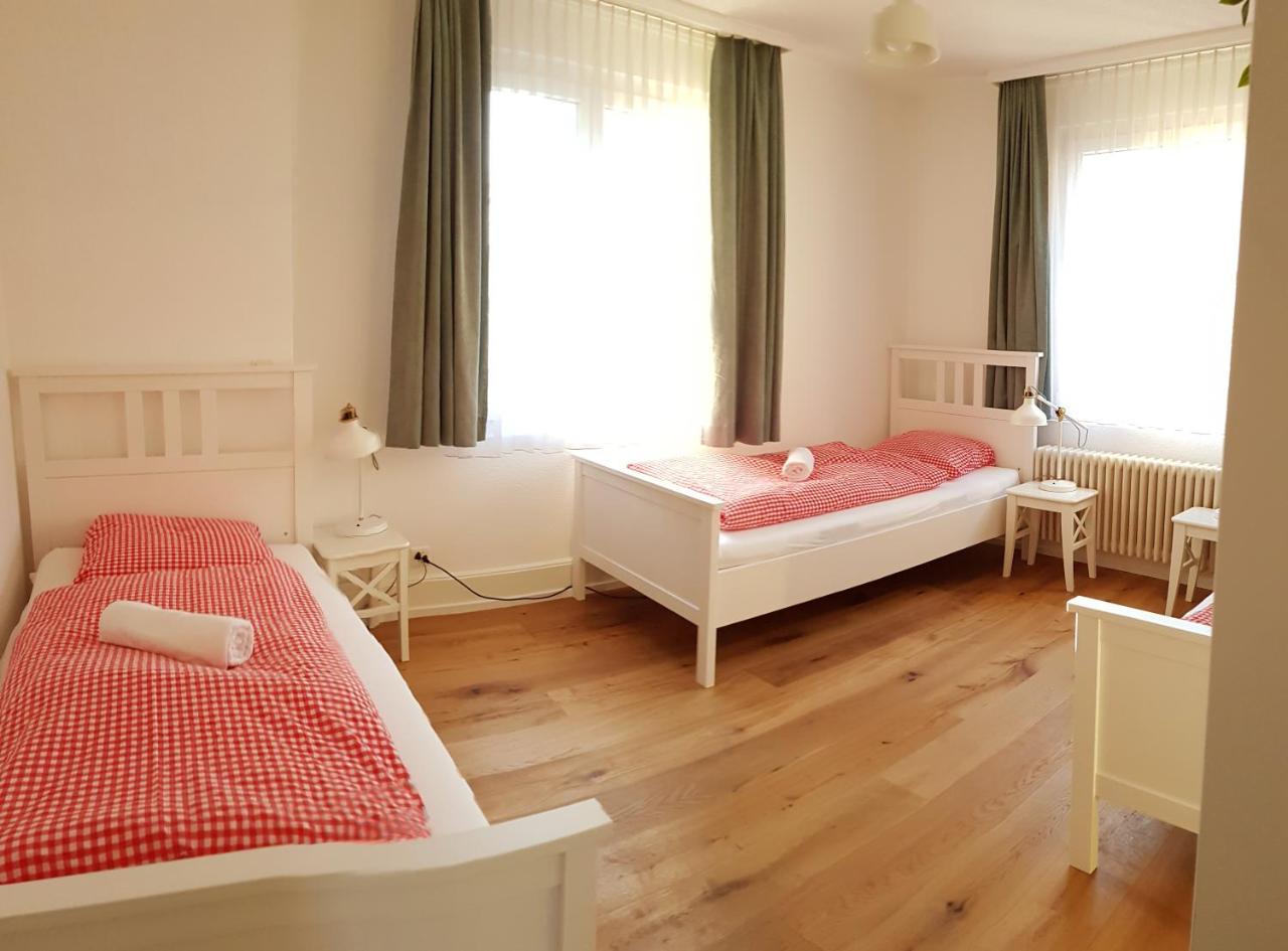 Adventure Guesthouse Interlaken Unterseen Екстериор снимка